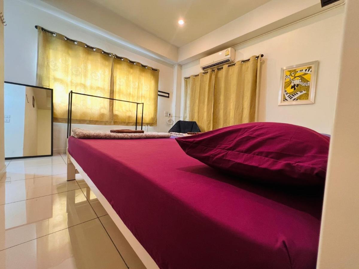 Aekkalukthai Hostel Rayong Exterior foto